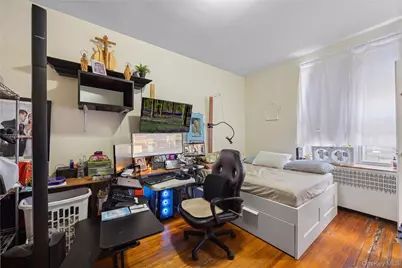 2410 Grand Avenue, Bronx, NY 10468 - Photo 21