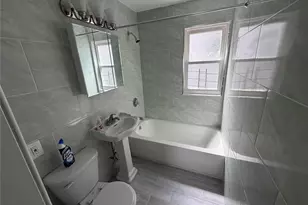 90-55 178th St, Jamaica, NY 11432 - Photo 5