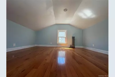 9055 178th Street, Jamaica, NY 11432 - Photo 7