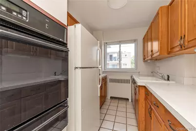 200 Atlantic Avenue #209, Lynbrook, NY 11563 - Photo 11