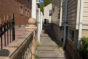 18-41 124th St, College Point, NY 11356 - Photo 7
