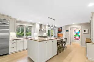 6 Wagon Ln, East Hampton, NY 11937 - Photo 9