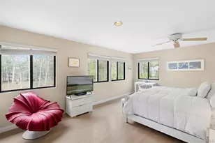 6 Wagon Ln, East Hampton, NY 11937 - Photo 15