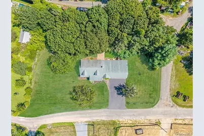 295 Willow Terrace Lane, Orient, NY 11957 - Photo 7