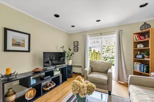 15 Purdue Rd, Glen Cove, NY 11542 - Photo 11