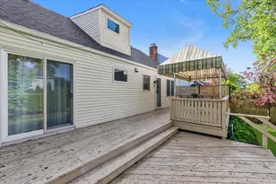 15 Purdue Rd, Glen Cove, NY 11542 - Photo 19