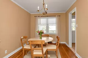 15 Purdue Rd, Glen Cove, NY 11542 - Photo 5