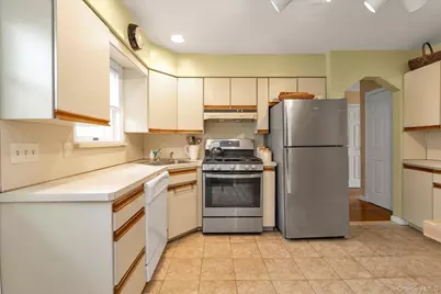 15 Purdue Road, Glen Cove, NY 11542 - Photo 7