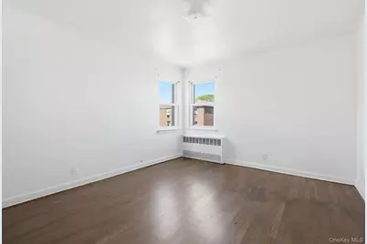 604 Logan Avenue, Bronx, NY 10465 - Photo 19