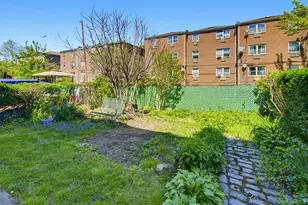 604 Logan Ave, Bronx, NY 10465 - Photo 43