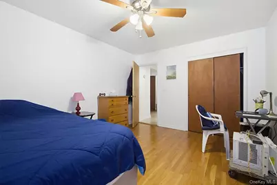 604 Logan Avenue, Bronx, NY 10465 - Photo 33