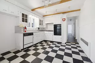 604 Logan Ave, Bronx, NY 10465 - Photo 9