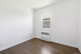 604 Logan Ave, Bronx, NY 10465 - Photo 17