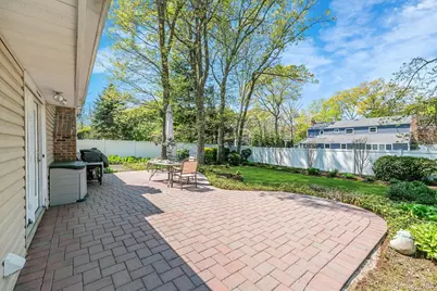 12 Kristi Lane, Lake Grove, NY 11755 - Photo 11