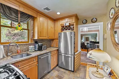 104 California Avenue, Port Jefferson, NY 11777 - Photo 27