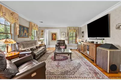 104 California Avenue, Port Jefferson, NY 11777 - Photo 25