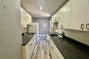 312 Main St, White Plains, NY 10601 - Photo 3