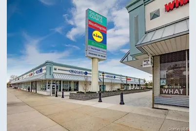 261-72 Langstone Ave Avenue #UPPER, Glen Oaks, NY 11004 - Photo 7