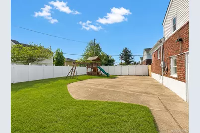 36 Forest Drive, Plainview, NY 11803 - Photo 23