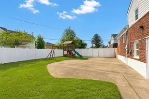 36 Forest Dr, Plainview, NY 11803 - Photo 23