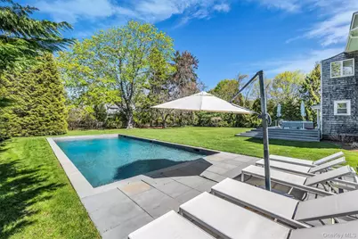 64 S Howells Point Road, Bellport, NY 11713 - Photo 37