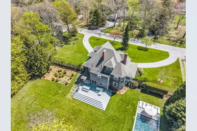 64 S Howells Point Road, Bellport, NY 11713 - Photo 41