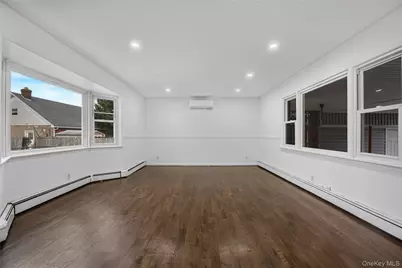 305 S 8th Street, New Hyde Park, NY 11040 - Photo 11
