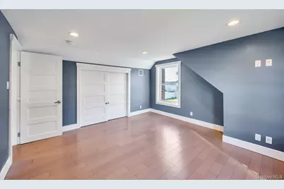 259 35th Street, Lindenhurst, NY 11757 - Photo 21