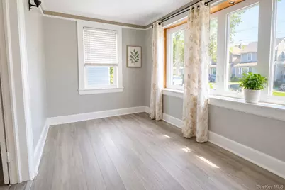 9715 133rd Avenue, Ozone Park, NY 11417 - Photo 5