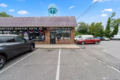 380 Franklin Avenue, Franklin Square, NY 11010 - Photo 1