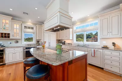 790 N Sea Drive, Southold, NY 11971 - Photo 13