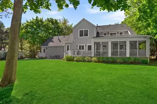 9 Willow Ave, Larchmont, NY 10538 - Photo 25