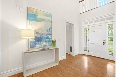 9 Willow Avenue, Larchmont, NY 10538 - Photo 3