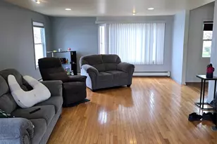 17 Grant St, Roosevelt, NY 11575 - Photo 5