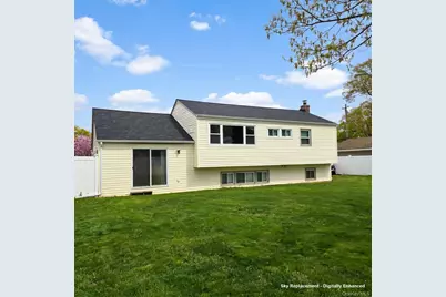 17 Grant Street, Roosevelt, NY 11575 - Photo 3