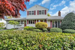 303 Timber Point Rd, East Islip, NY 11730 - Photo 3