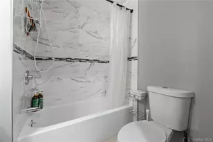 466 Long Island Ave, Medford, NY 11763 - Photo 11