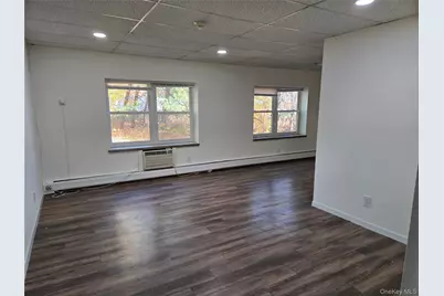 119 W Crooked Hill Road #104, Pearl River, NY 10965 - Photo 5