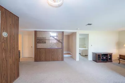 305 Kimberly Place, West Islip, NY 11795 - Photo 31