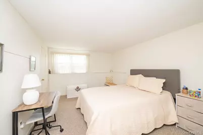 305 Kimberly Place, West Islip, NY 11795 - Photo 27