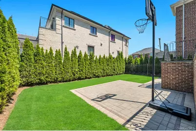339 150th Street, Whitestone, NY 11357 - Photo 35