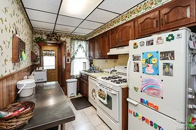 7833 74th Street, Glendale, NY 11385 - Photo 11