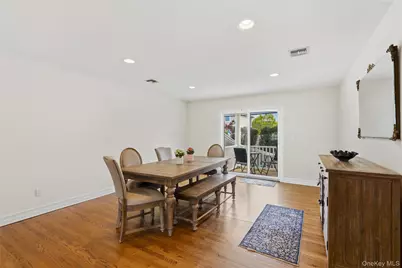 47 Syosset Circle, Syosset, NY 11791 - Photo 9