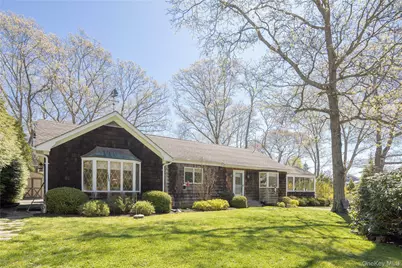 1635 Smith Road, Peconic, NY 11958 - Photo 3