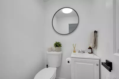 1 Brothers Circle, Eastchester, NY 10709 - Photo 19