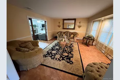 30 Dumond Place, Coram, NY 11727 - Photo 5