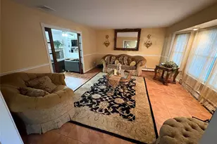 30 Dumond Pl, Coram, NY 11727 - Photo 5