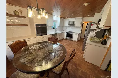 30 Dumond Place, Coram, NY 11727 - Photo 3