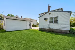 77 Hendrickson Ave, Lynbrook, NY 11563 - Photo 11