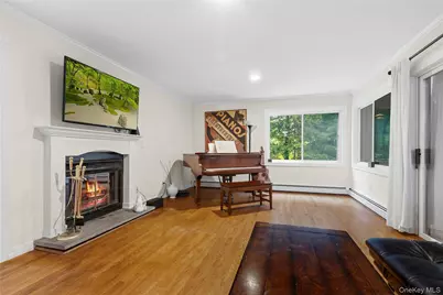 65 Cliffside Lane, Bedford Corners, NY 10549 - Photo 7